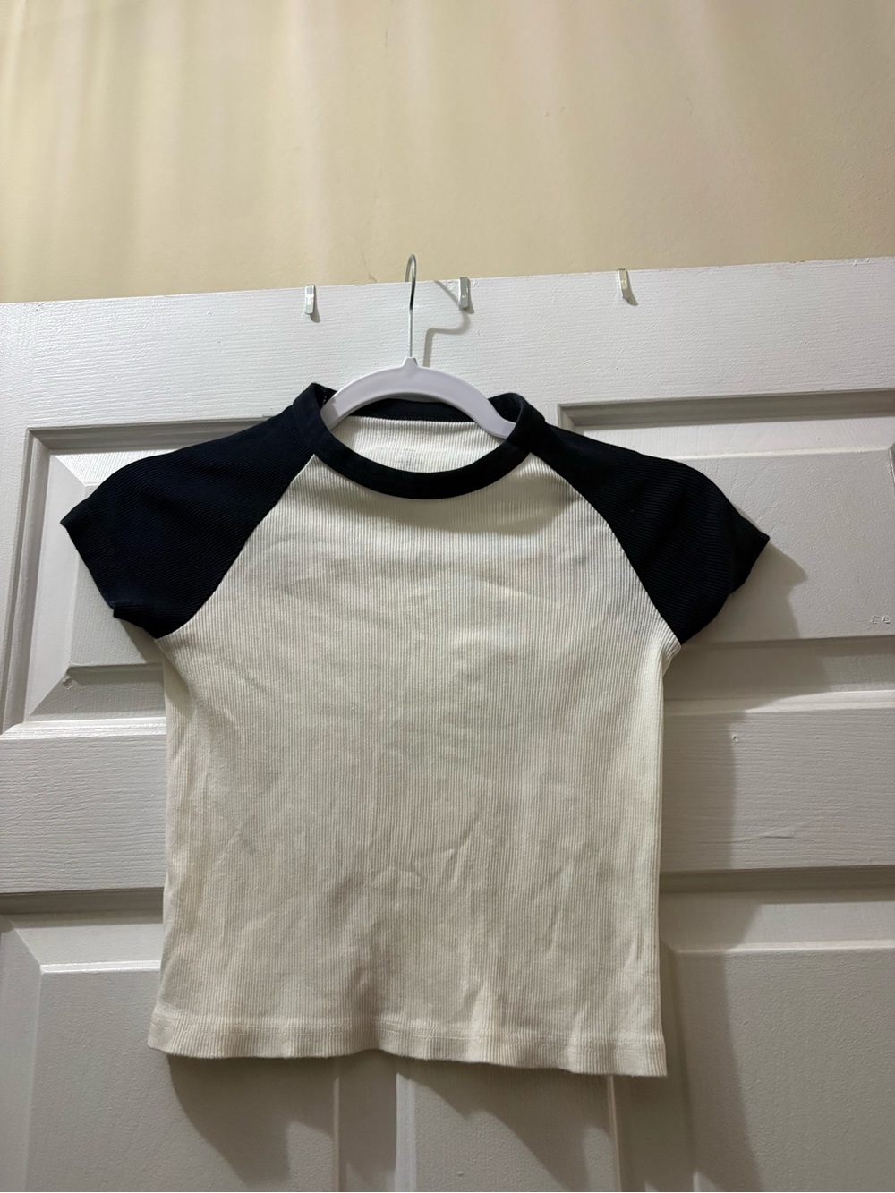 Brandy Melville Navy Sleeve Baby Tee